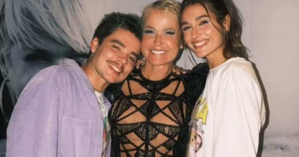 Marido de Sasha expõe foto de Xuxa de topless e e web tem a pior reação: "Falta de respeito''
