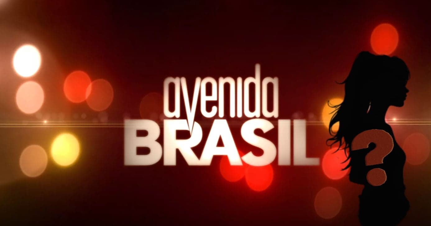 Lembra dela? Atriz mirim de Avenida Brasil está irreconhecível e namorando com homem 9 anos mais velho