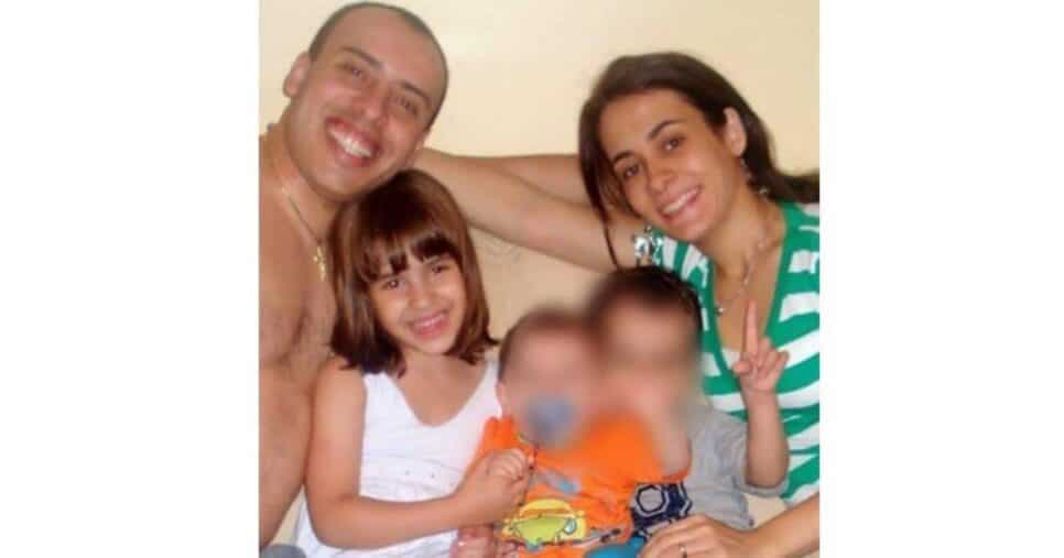 Ilustração Alexandre Nardoni e Anna Carolina Jatobá com os dois filhos que tiveram juntos e Isabella