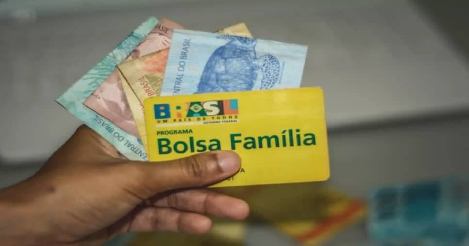 Guia completo do Bolsa Família: Data do pagamento e como conseguir aumento no valor do saque