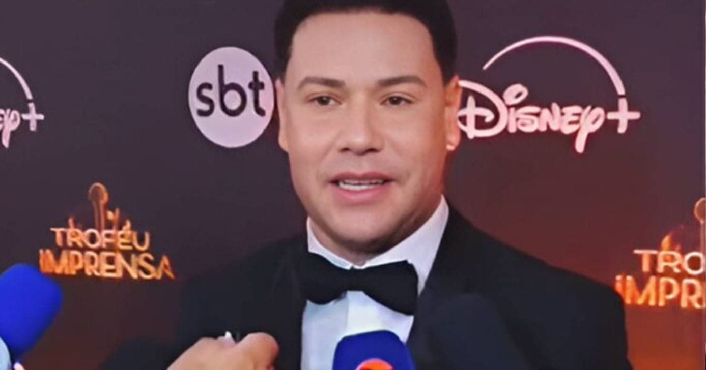 Tiago Barnabé surge acompanhado no Troféu Imprensa, expõe grande amor e fala sobre boato de ser gay