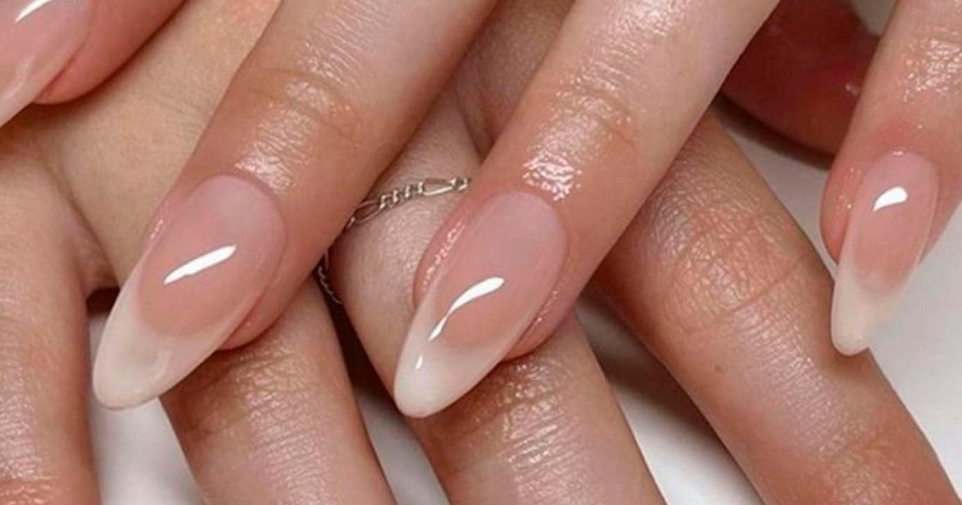 Resultado de salão: 10 dicas para fazer unhas em casa e garantir resultado perfeito