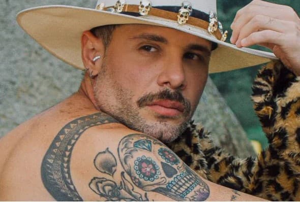 Ex-Fazenda Alex Galette expõe quanto Choquei cobrou para promovê-lo (Foto: Reprodução / Instagram)