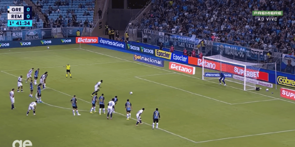 Imagem do jogo do Grêmio X Remo (Foto: Reprodução/ GE TV)