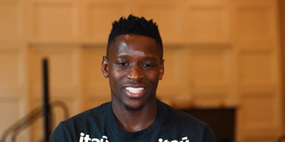 Flamengo se afasta de Luiz Henrique após valor milionário e disputa no mercado europeu