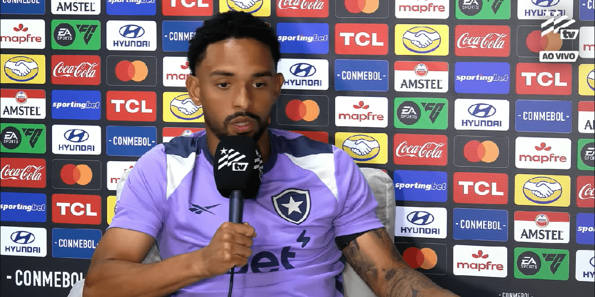 Vitinho no Botafogo prestes a ir ao Palmeiras (Foto: Reprodução/YouTube)