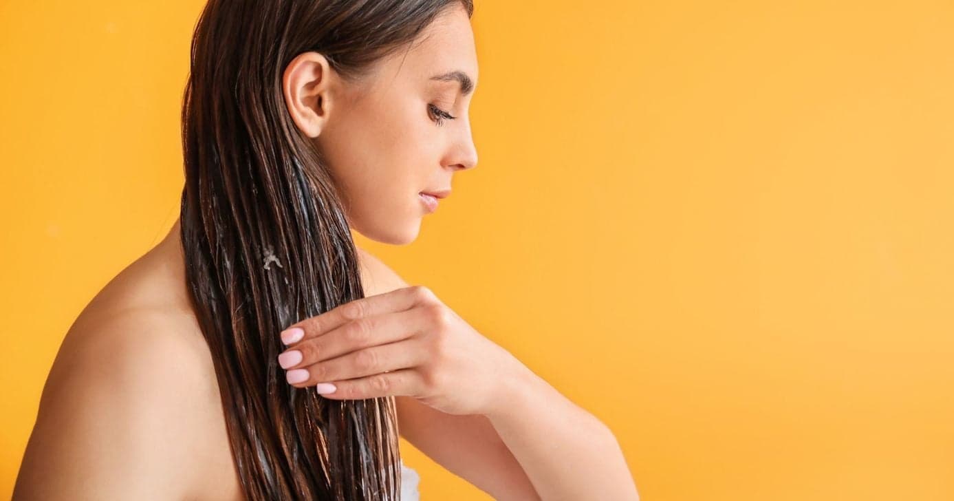 Cabelo longo e macio: Kit do Boticário vira febre para reduzir a quebra