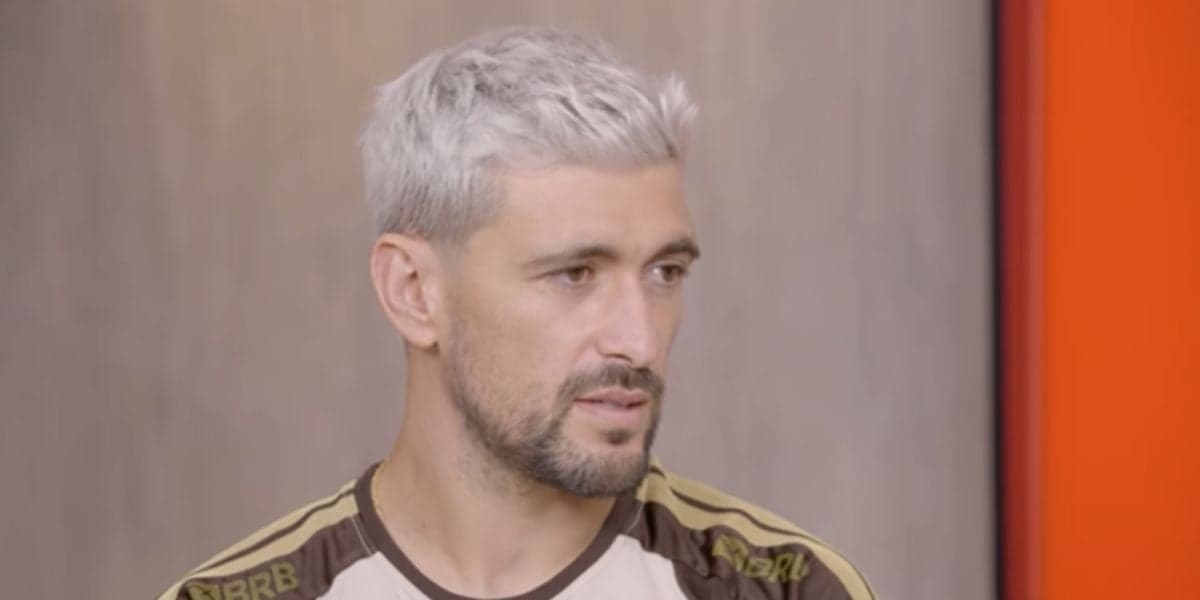 Arrascaeta é um dos principais meias do país (Reprodução: Sofascore / Youtube)