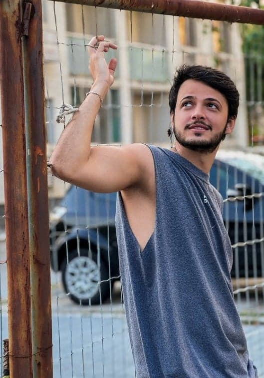 O ator Eduardo Melo, que interpretou Domênico na novela A Favorita, cresceu e está irreconhecível (Foto: Reprodução/ Internet) O ator Eduardo Melo, que interpretou Domênico na novela A Favorita, cresceu e está irreconhecível (Foto: Reprodução/ Internet)