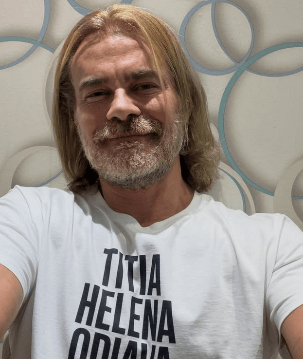 Carmo Dalla Vecchia foi galã de várias novelas da Globo (Foto: Reprodução / Instagram)
Carmo Dalla Vecchia foi galã de várias novelas da Globo (Foto: Reprodução / Instagram)