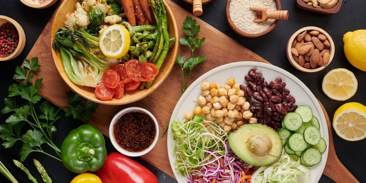 Alimentação saudável ajuda a reduzir a gordura na cintura (Reprodução: Divulgação)