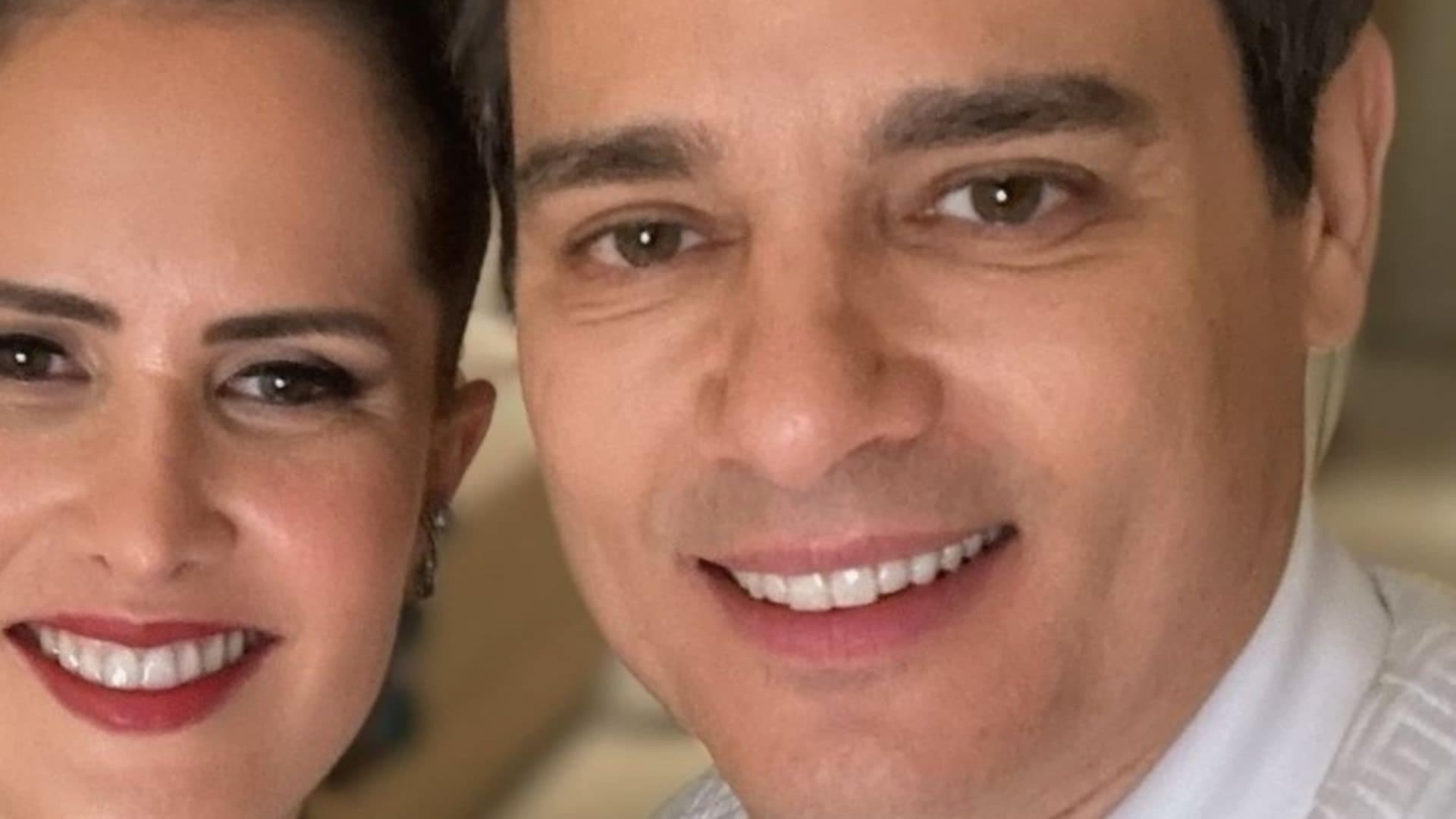 Apresentador do SBT é casado com uma loira linda (Foto: Reprodução/ Instagram)
