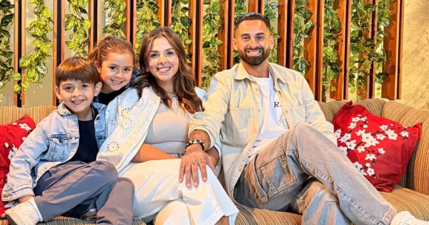 O jogador de futebol Lucas Trejo perdeu a esposa Yanina Maranella e os filhos, Aarón e Ainhoa (Foto: Reprodução/ Instagram)