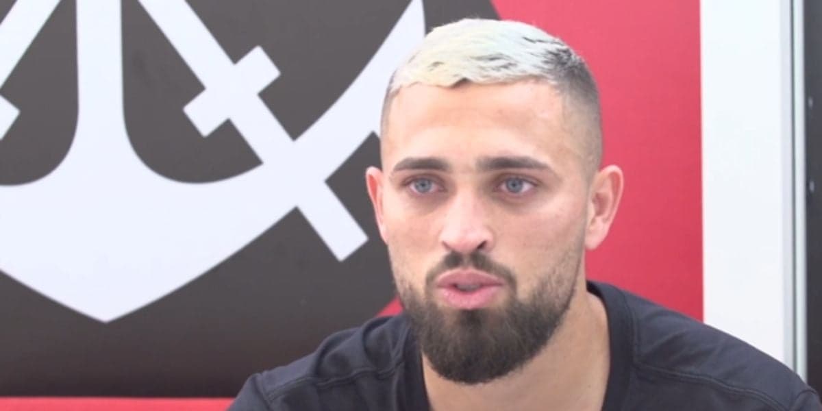 Léo Duarte na época em que defendia o Flamengo (Reprodução: Youtube)
