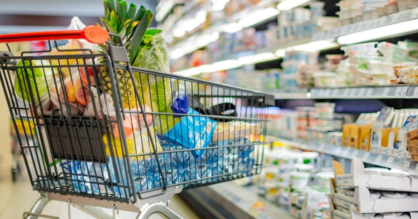 Lei em vigor decreta fechamento mais cedo de supermercados neste estado