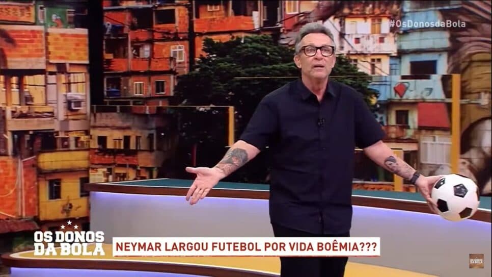 Craque Neto dá esculacho no jogador do Peixe na TV (Fotos: Reprodução/ Instagram, Os Donos da Bola/ Band) Craque Neto dá esculacho no jogador do Peixe na TV (Fotos: Reprodução/ Instagram, Os Donos da Bola/ Band)