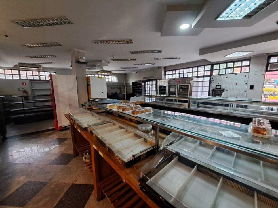 Patropan já quase sem produtos no dia do seu fechamento (Foto: Ipiranga News) Patropan já quase sem produtos no dia do seu fechamento (Foto: Ipiranga News)