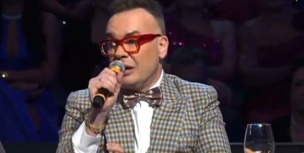 Jornalista detonou JN em premiação e responde perfis sobre seu voto em César Filho ao invés de Bonner e no SBT Brasil (Foto: Reprodução/ SBT) Jornalista detonou JN em premiação e responde perfis sobre seu voto em César Filho ao invés de Bonner e no SBT Brasil (Foto: Reprodução/ SBT)