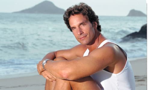 Victor Fasano segue sendo um galã e tanto Victor Fasano segue sendo um galã e tanto