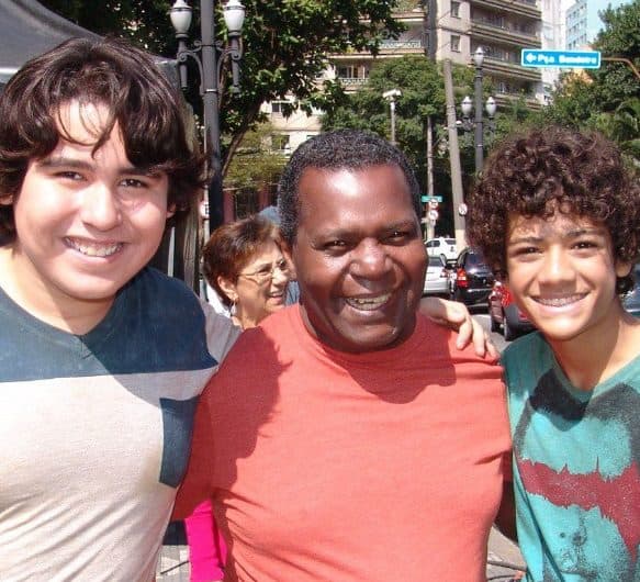 o-ator-gabriel-santana-esta-no-elenco-de-chiquititas (1) o-ator-gabriel-santana-esta-no-elenco-de-chiquititas (1)