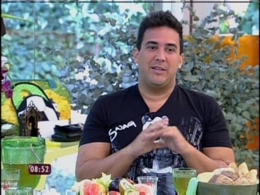 Loiro! André Marques muda radicalmente o visual; veja a foto do novo estilo dele