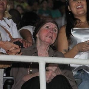 ‘‘Hoje ela não acordou’’, diz Xuxa ao pedir para que seus fãs rezem para sua mãe
