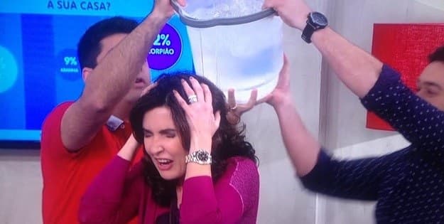 Fátima Bernardes toma banho gelado ao vivo no "Encontro"; assista