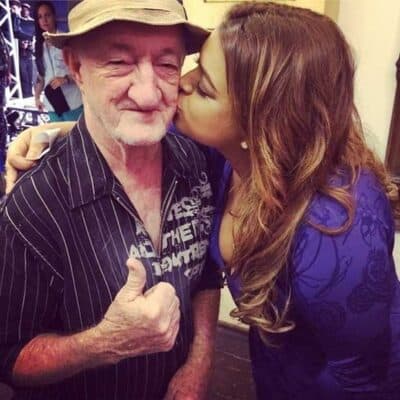 "Pai de família e ícone da televisão", diz Preta Gil em foto com Russo