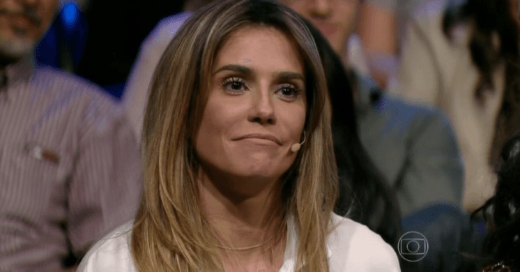 "Fui pega de surpresa", diz Déborah Secco sobre gravidez