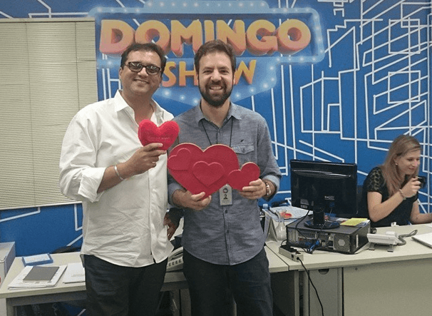 Geraldo Luis desmente colunista e publica foto ao lado do diretor