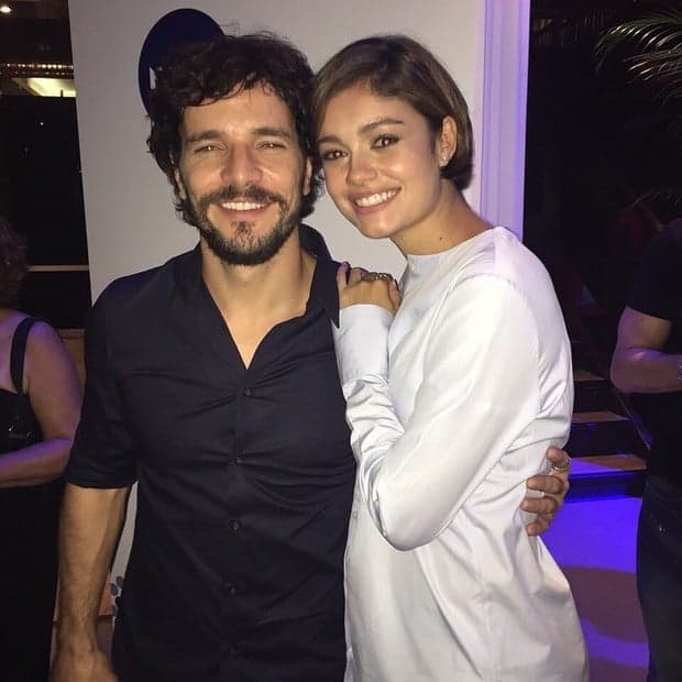 Casal na vida real, Sophie Charlotte e Daniel de Oliveira farão série sobre a história da TV