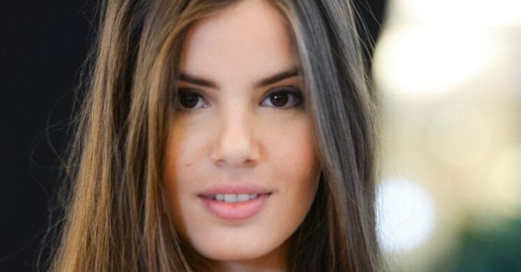 Camila Queiroz será moça do interior em “Candinho”