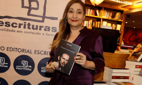 Sonia Abrão lança biografia de Rafael Ilha em São Paulo; confira!