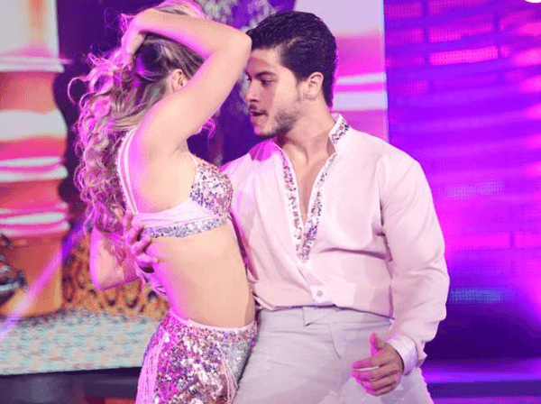Queridinho na internet, Arthur Aguiar assume liderança da "Dança dos Famosos"
