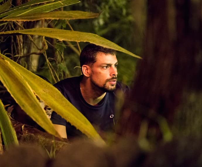 "A Regra do Jogo": Juliano desmascara Zé Maria: 'Meu pai é um bandido!'; confira o resumo do capítulo desta segunda-feira (2)