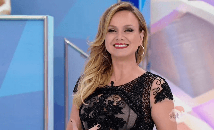 Eliana levou choques no "Programa Silvio Santos" (Foto reprodução: SBT) Eliana levou choques no "Programa Silvio Santos" (Foto reprodução: SBT)