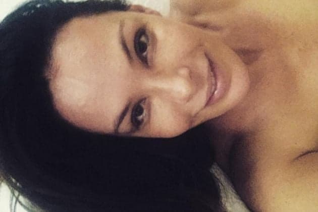 Aos 47 anos, Carolina Ferraz fala sobre dificuldade de perder peso