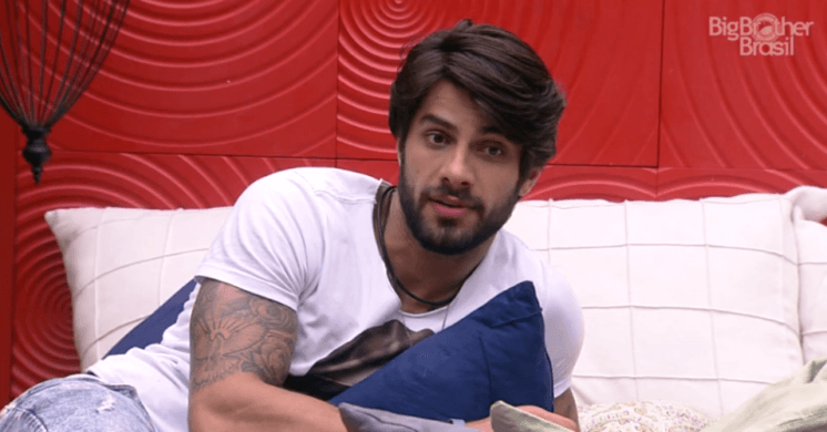 "BBB16": Renan pensa em desistir do programa