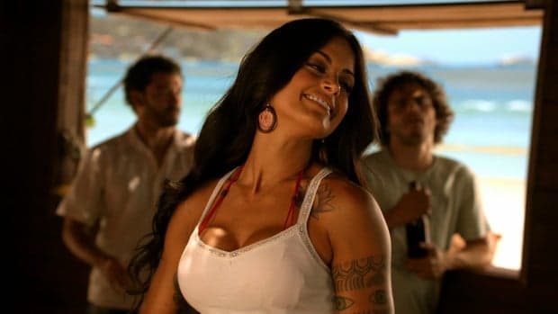 Demitida por Faustão, Aline Riscado diz sofrer preconceito por ser bonita