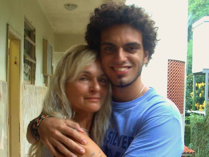 Mãe de Rian Brito garante que recebeu "recado" do filho
