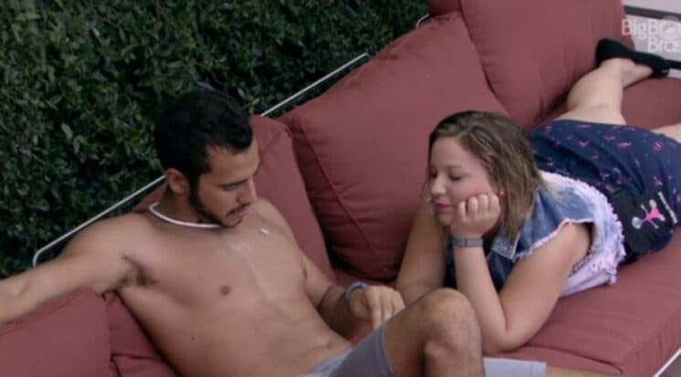 Cacau pede para Matheus aparar pelos íntimos no "BBB 16": "Não sou obrigada"