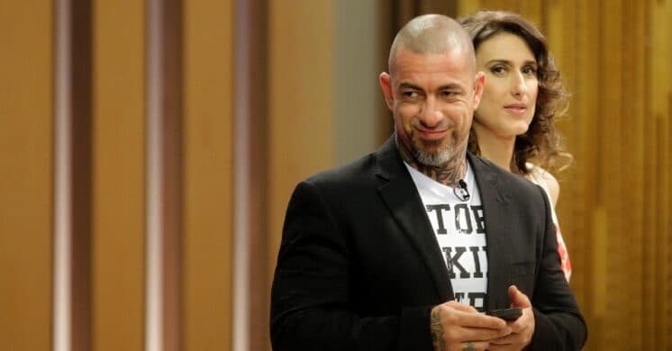 Comportamento de Henrique Fogaça irrita produção do "MasterChef"
