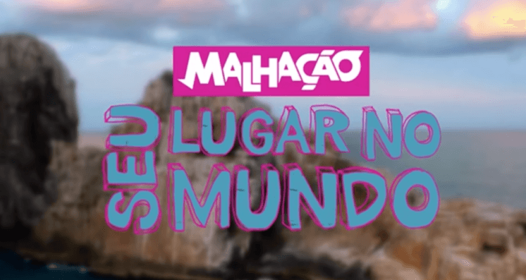 Rapazes de "Malhação" são flagrados em pegação na cabine de banheiro