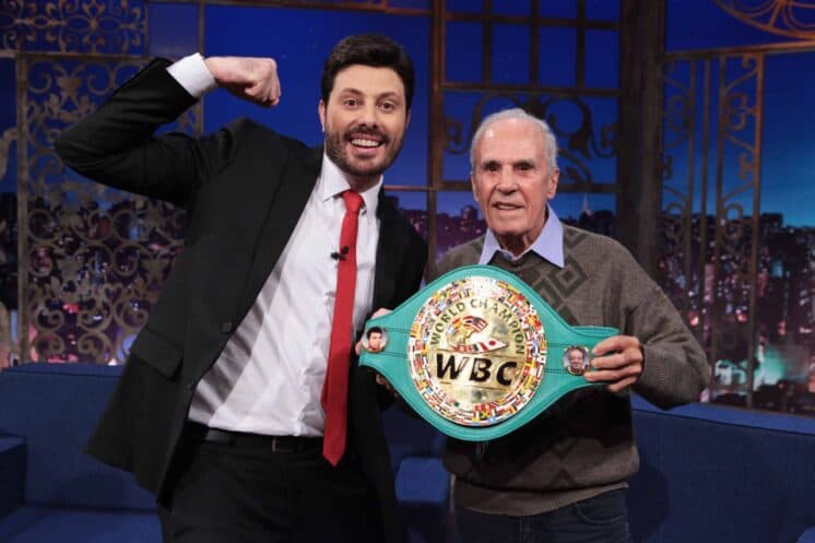 Éder Jofre relembra carreira de sucesso no The Noite de hoje (08)