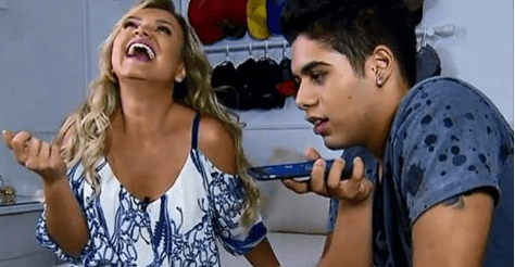 Zé Felipe fez uma revelação bombástica ao padrinho Eduardo Costa no programa da Eliana