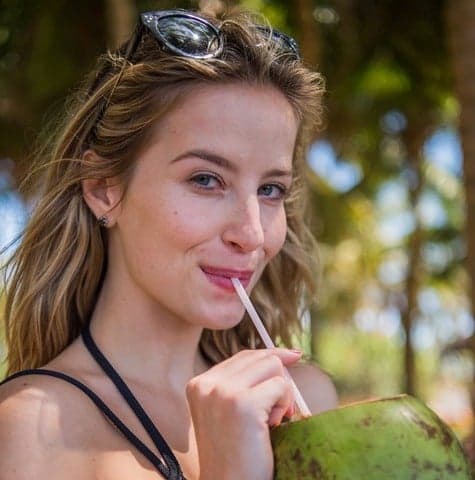 Bárbara França fala sobre as vilanias de sua personagem em "Malhação"