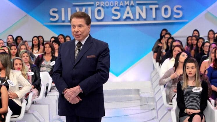 Silvio Santos segue sem definir a programação dominical do SBT