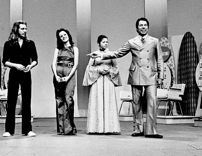 Globo perde passagem de Silvio Santos na emissora em incêndio