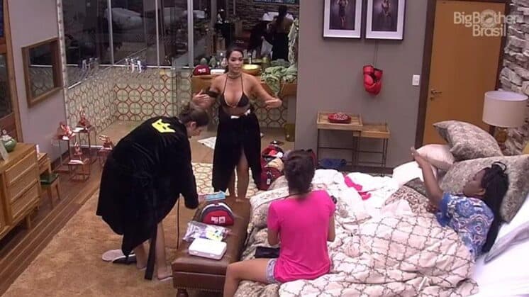 "BBB 17": Mayara e Vivian se unem a Roberta e Mayla para detonar Gabi