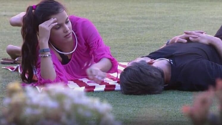 "BBB17": Emilly diz que quer conhecer família de Marcos